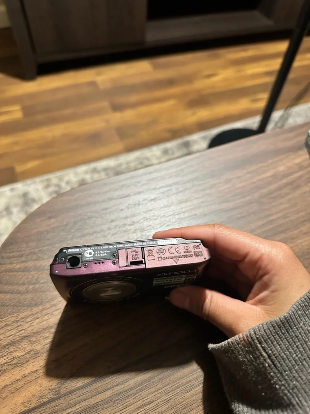 Nikon Coolpix S4300 Digital Point & Shoot Camera Touch Screen